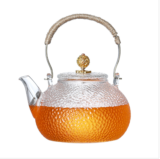 Dlaczego większość garnków z uchwytami ma małą pojemność?