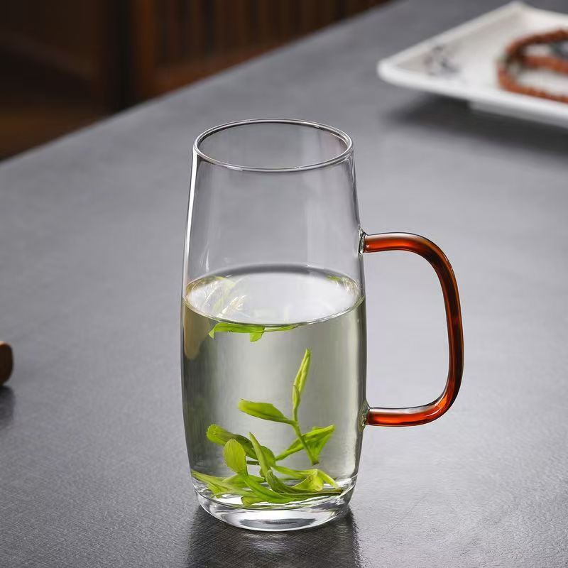 Jak odróżnić kubki szklane dobrej i złej jakości